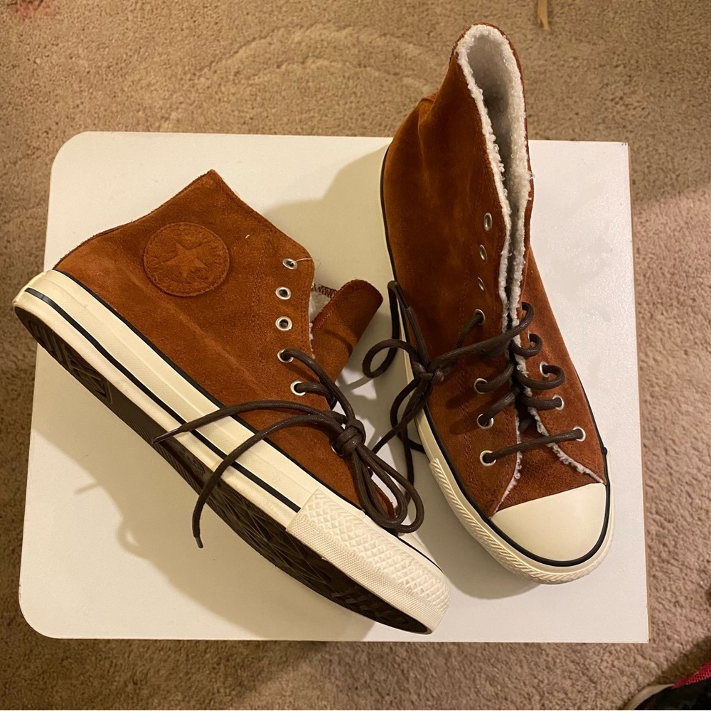 New Unique Converse
